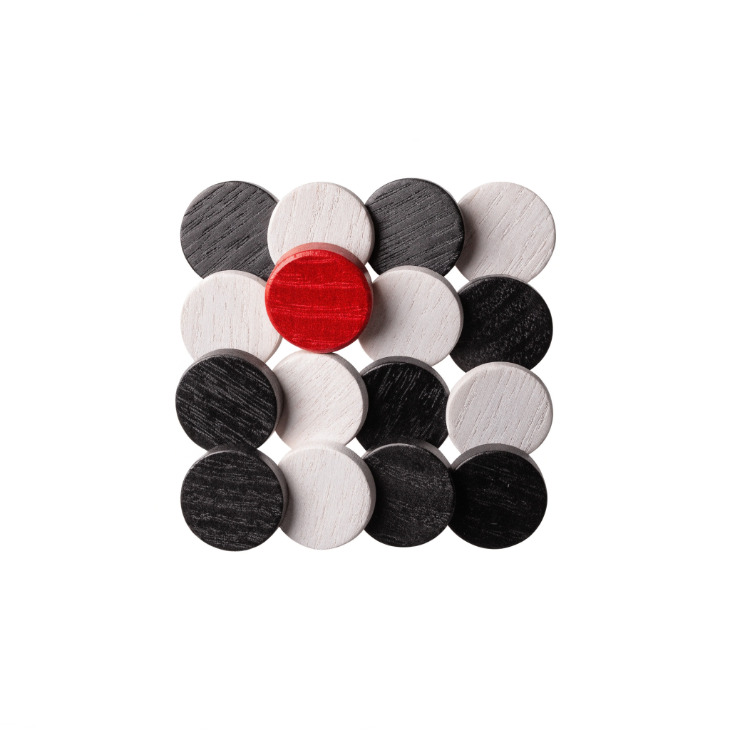Set of black and white carrom coins with red queen — carrom coins and striker at Nova Sports Mauritius — Games from Nova Sports Mauritius
